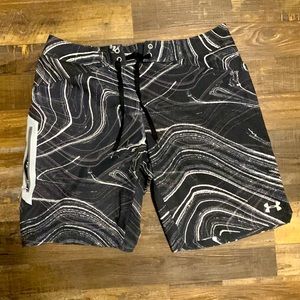Under Armour board shorts/trunks